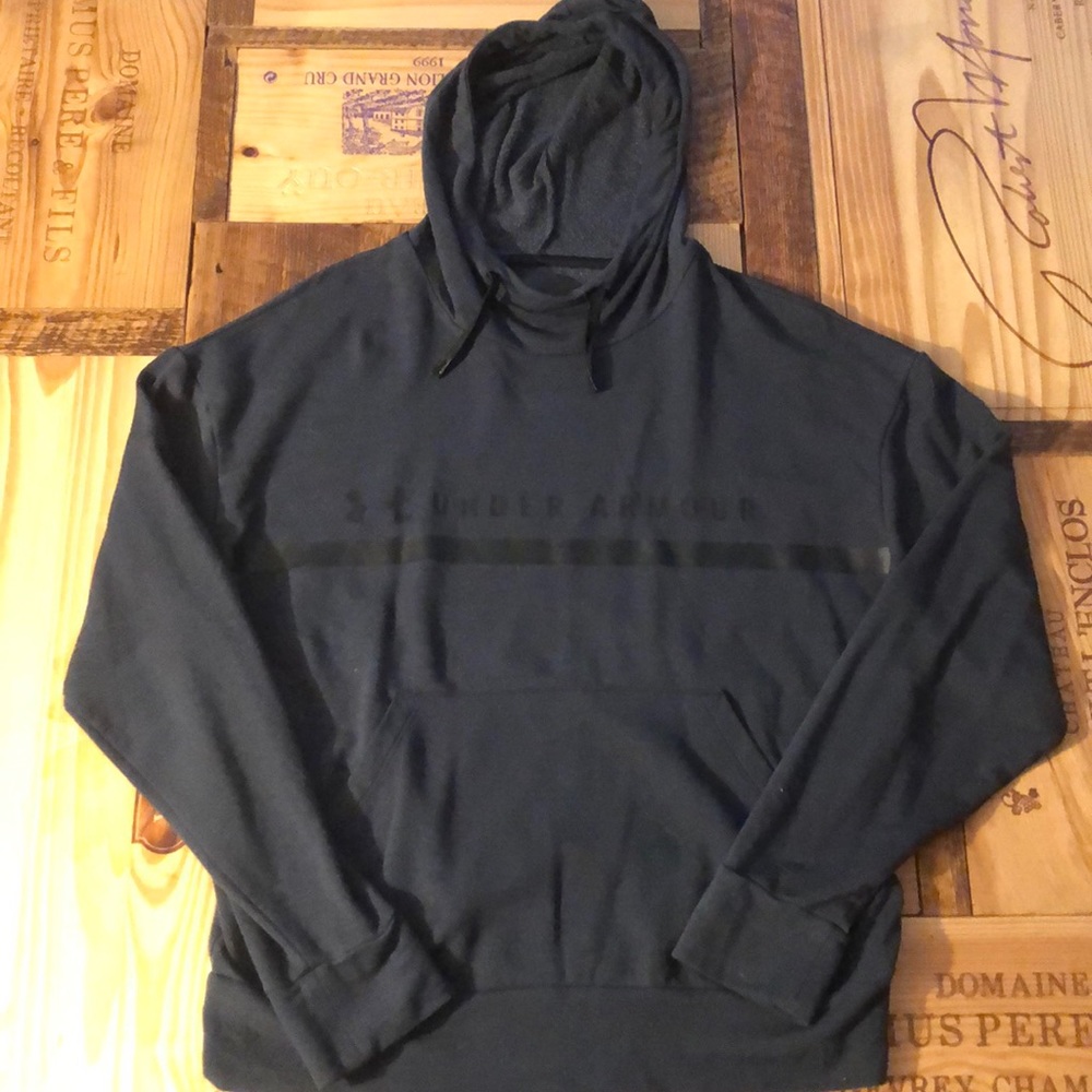 Under Armor hoodie with black logo